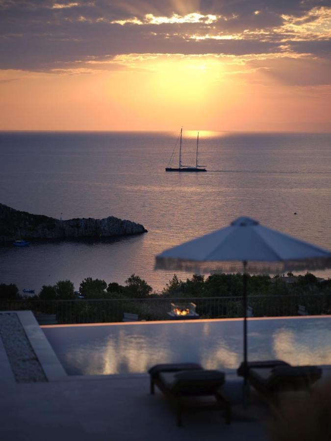 Rebek Luxury Villas & Suites Agios Nikolaos  Eksteriør billede