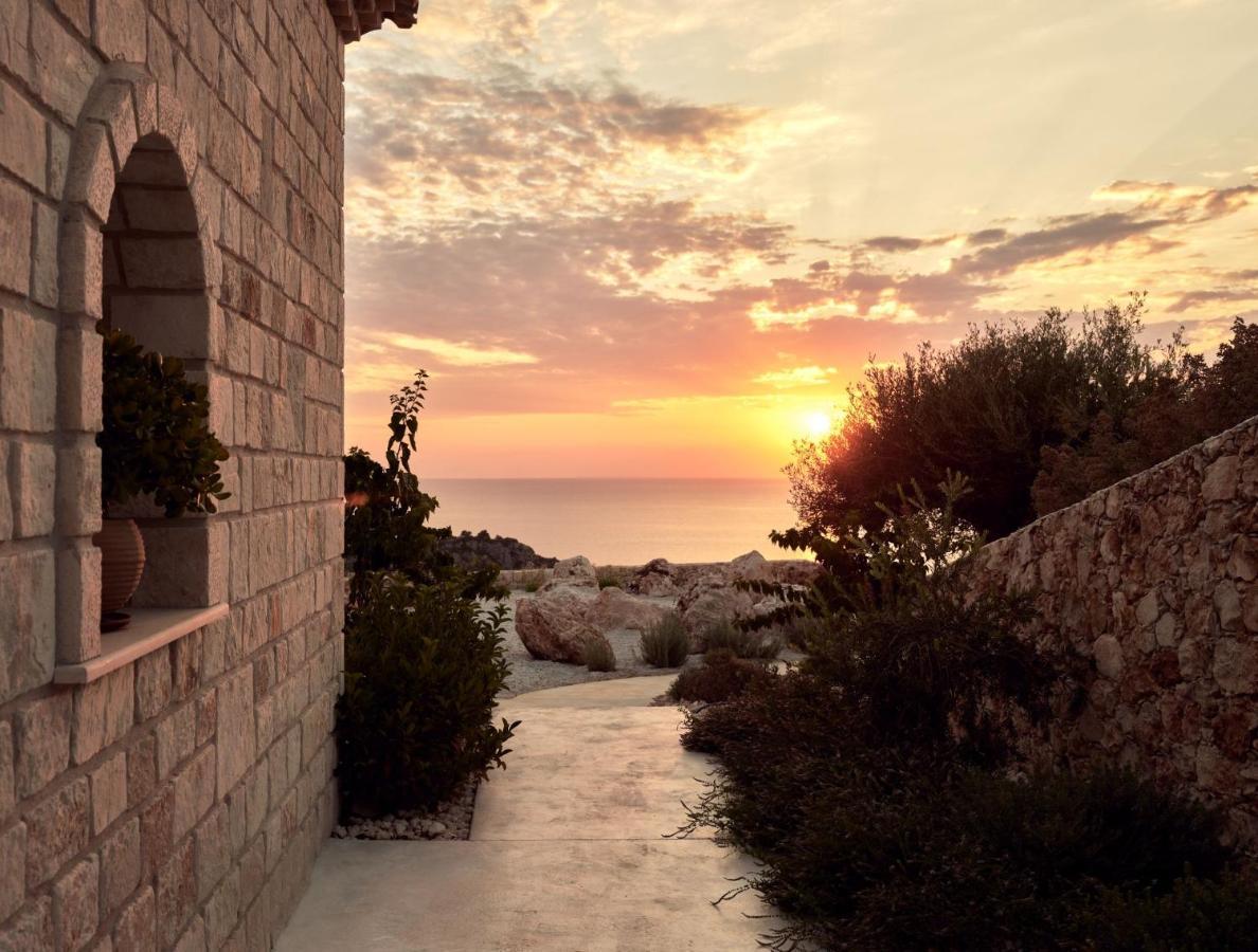 Rebek Luxury Villas & Suites Agios Nikolaos  Eksteriør billede